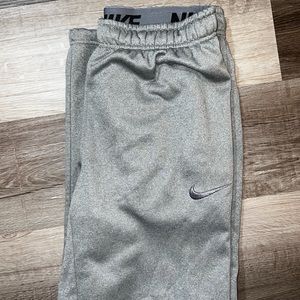 Nike grey sweat pants (M)